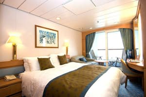 P&O Cruises Aurora Accommodation Twin Cabin with Balcony.jpg